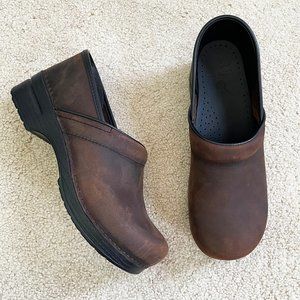 NEW Dansko Professional Antique Brown Black Clogs